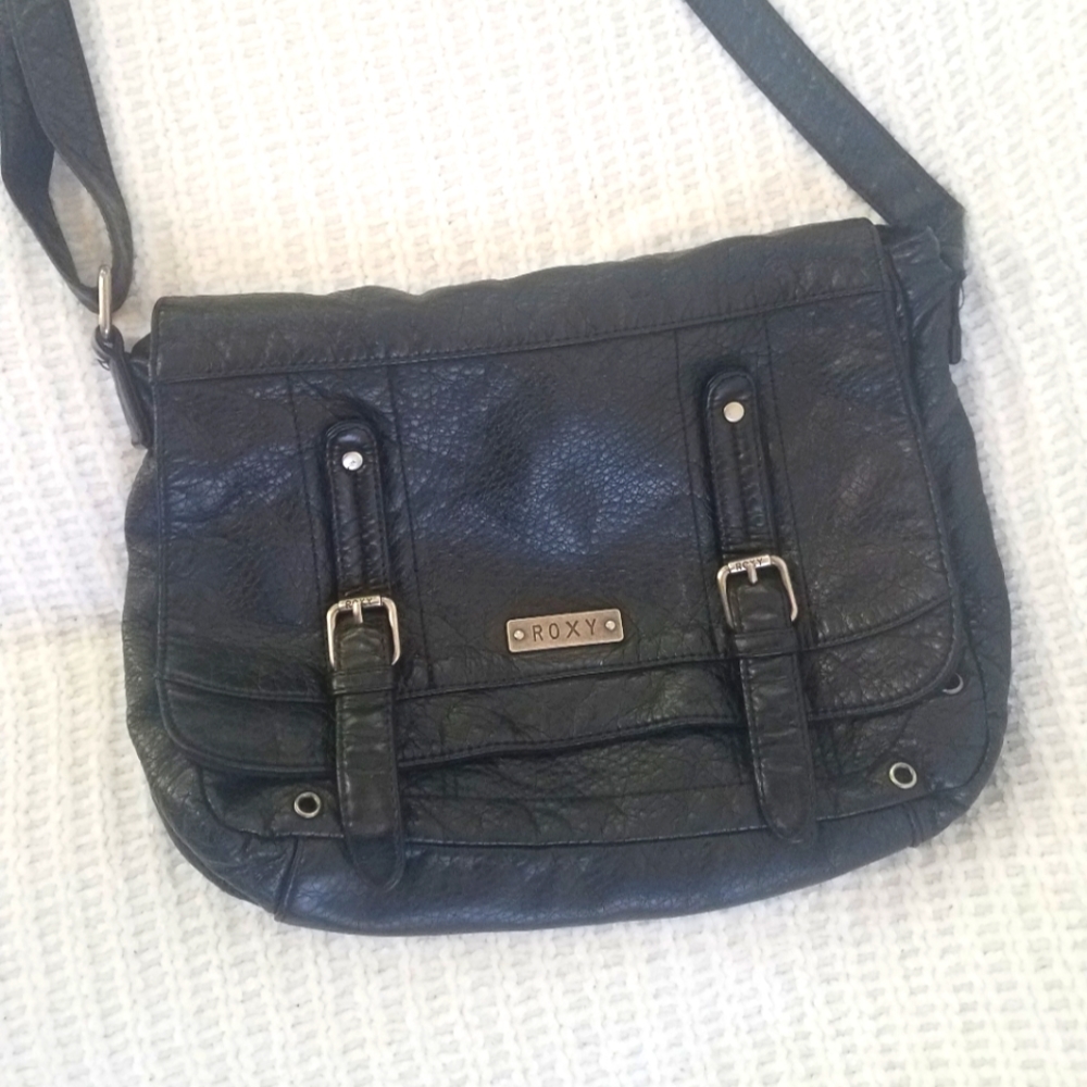 Roxy Black Crossbody Handbag